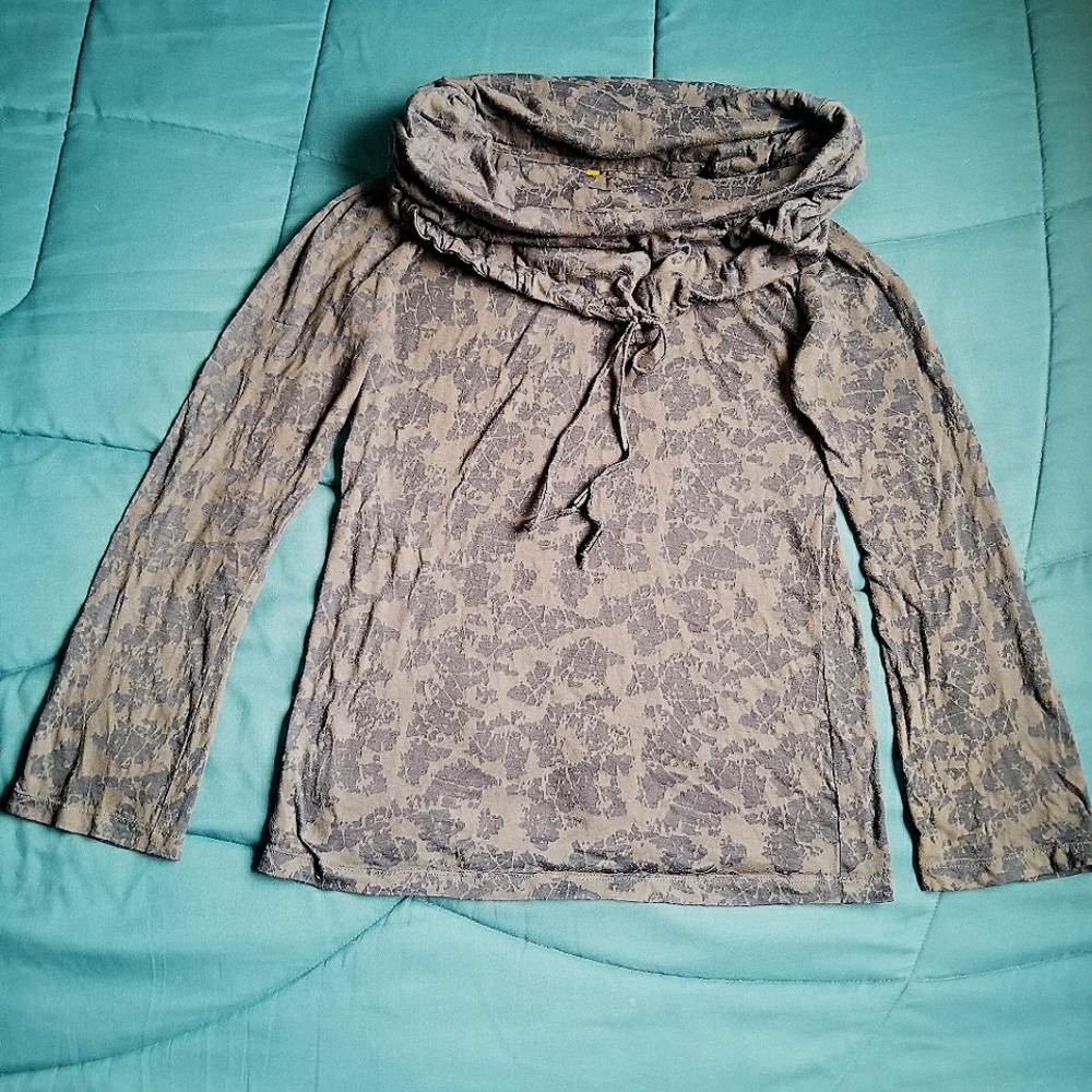 Lole Cowl Neck, Long Sleeve, Sheer Burnout Grey Top